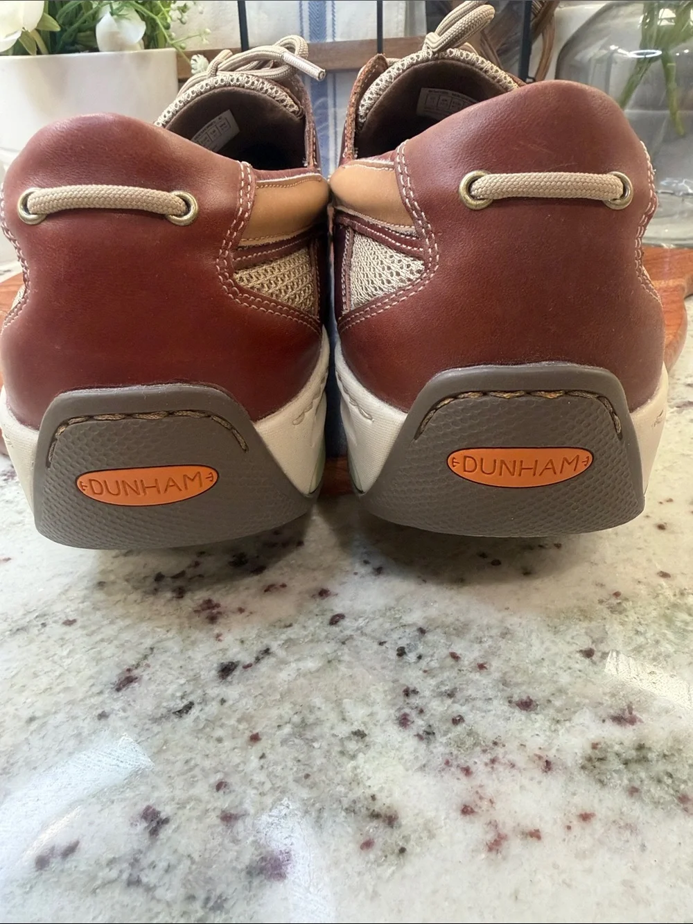Dunham Captain Men's Leather Boat Shoes in Chestnut Brown